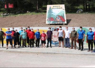شروع تمرینات تیم کشتی فرنگی ترکیه در یک اردوگاه