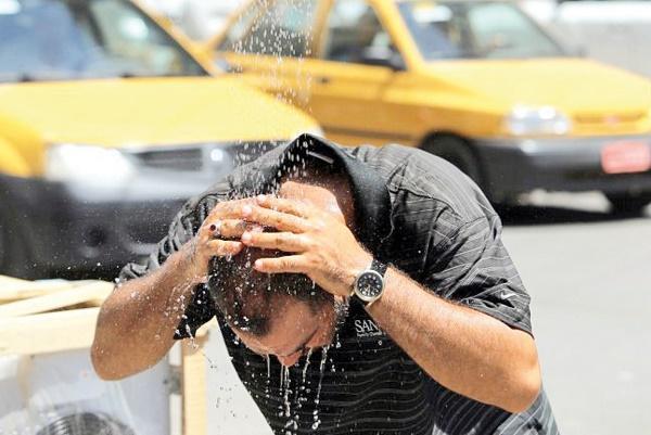 دمای هوای تهران 40 درجه می شود دمای هوای تهران 40 درجه می شود