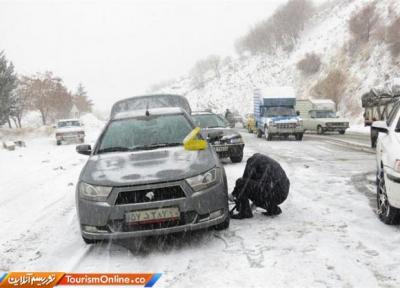 باران و برف در جاده های 15 استان