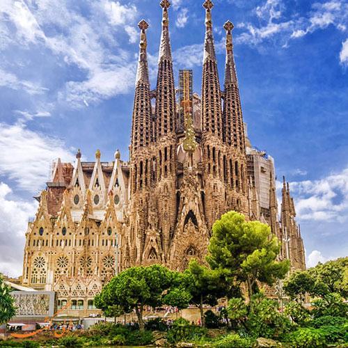 ساگرادا فامیلیا در اسپانیا، شاهکار بی تکرار کلیساهای دنیا