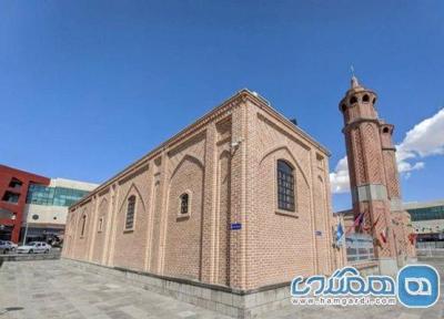 عملیات بازسازی و ساماندهی پشت بام مسجد تاریخی کریم خان تبریز ادامه دارد
