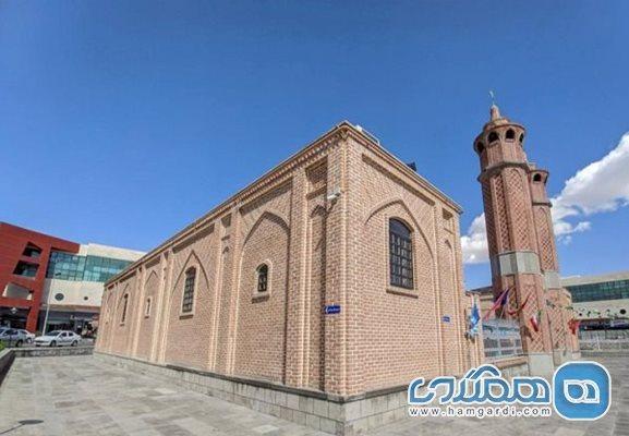 عملیات بازسازی و ساماندهی پشت بام مسجد تاریخی کریم خان تبریز ادامه دارد