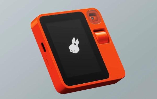گجت Rabbit R1 می خواهد با هوش مصنوعی جایگزین گوشی شما گردد!