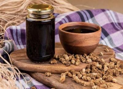 4 طرز تهیه شیره توت